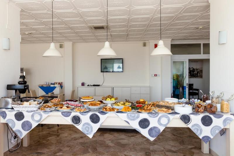 בית מלון כפרי Riviera Mare Beach Life