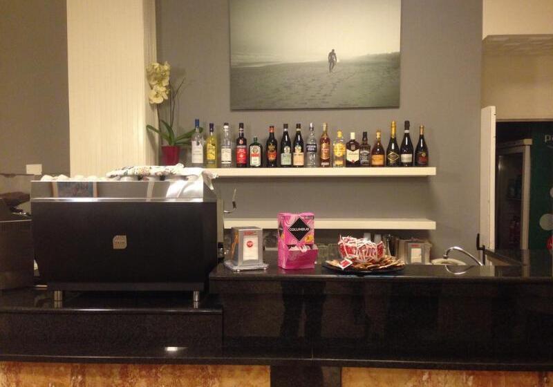 בית מלון כפרי Riviera Mare Beach Life