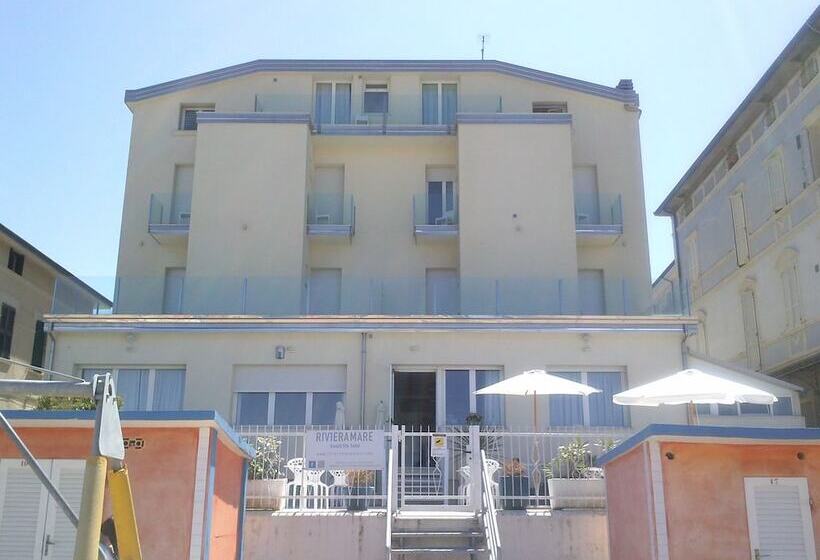 בית מלון כפרי Riviera Mare Beach Life