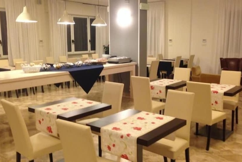 בית מלון כפרי Riviera Mare Beach Life