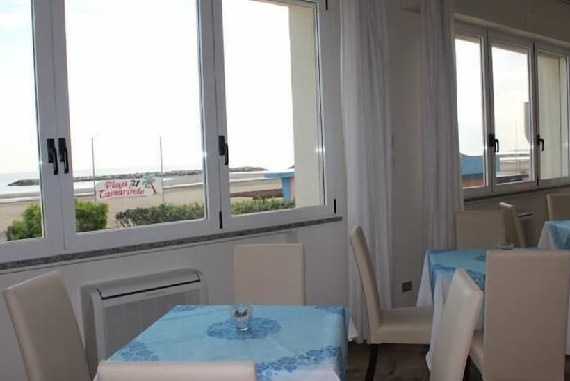 בית מלון כפרי Riviera Mare Beach Life