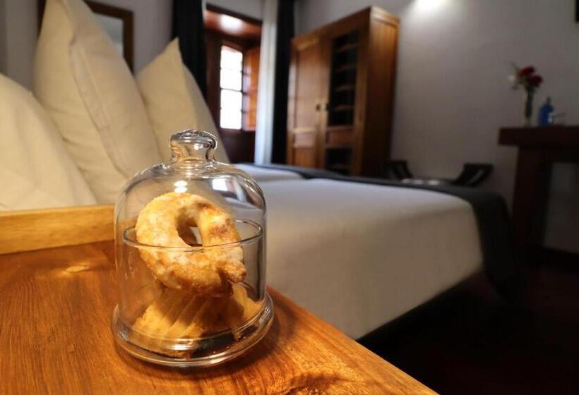 교외 호텔 Escuela Rural Casa Los Herrera