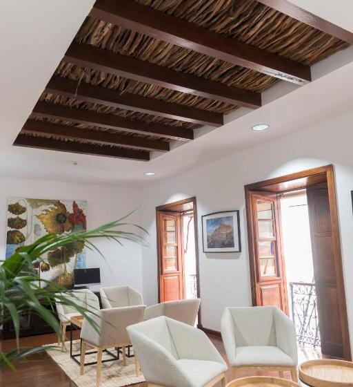 교외 호텔 Escuela Rural Casa Los Herrera