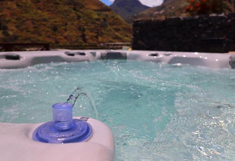 교외 호텔 Escuela Rural Casa Los Herrera