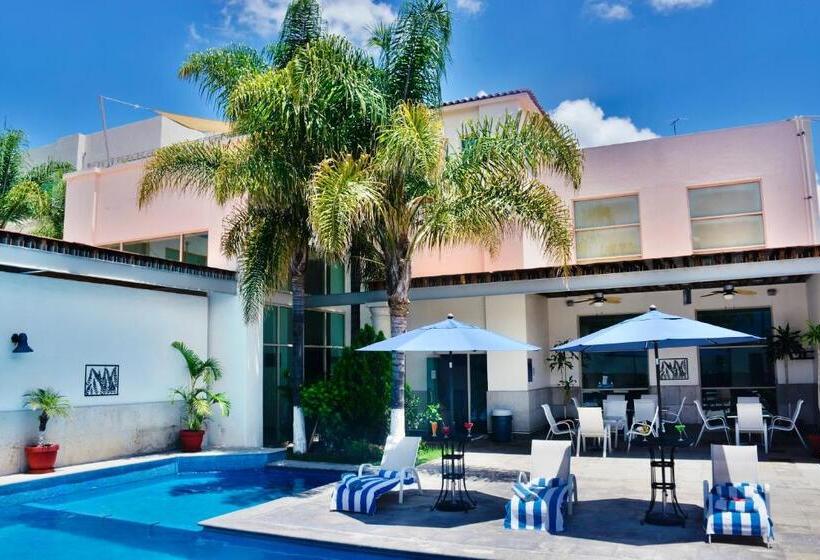 فندق San Carlos Tequisquiapan