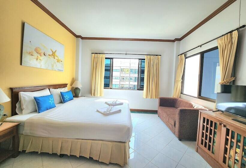 Sea Front Home Hotel Patong Beach