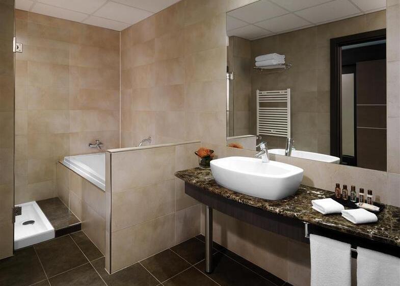 Sheraton Milan Malpensa Airport Hotel & Conference Centre