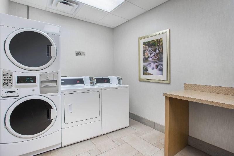 هتل Springhill Suites Pigeon Forge