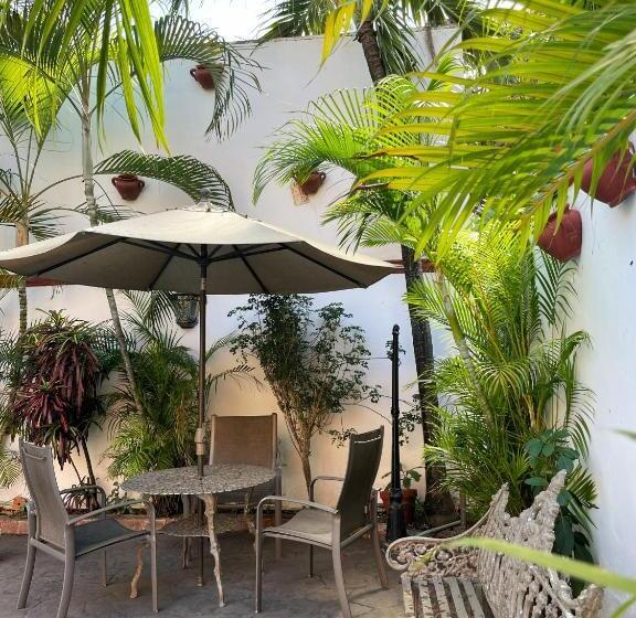 酒店 Suites Cancun Center