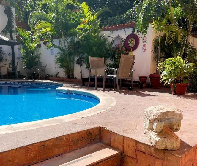 酒店 Suites Cancun Center