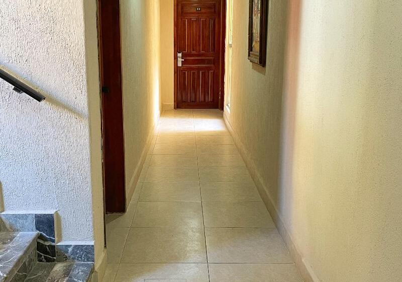 酒店 Suites Cancun Center