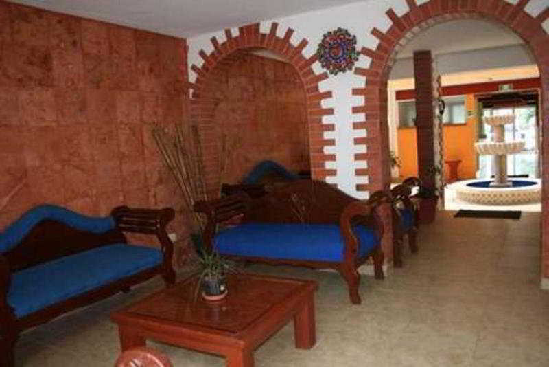 酒店 Suites Cancun Center