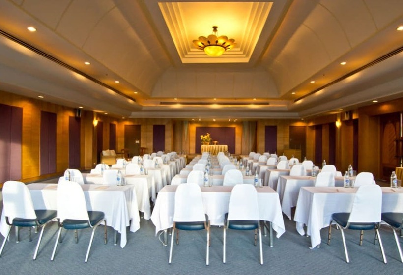 Отель Sunshine Vista