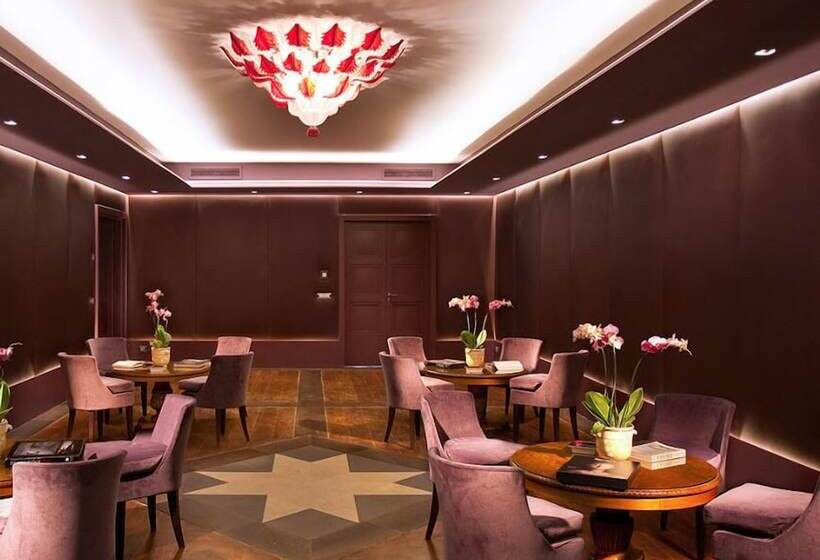 ホテル The Ashbee