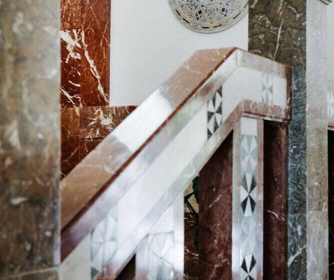 ホテル The Ashbee