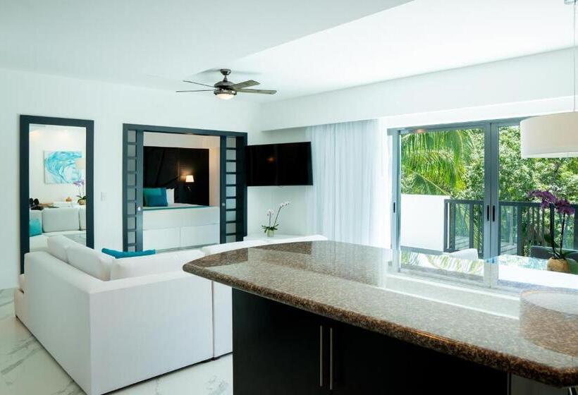 The Fives Beach Hotel & Residences - All Inclusive