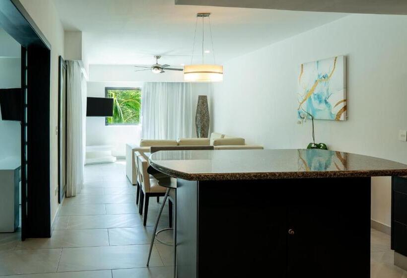 The Fives Beach Hotel & Residences - All Inclusive