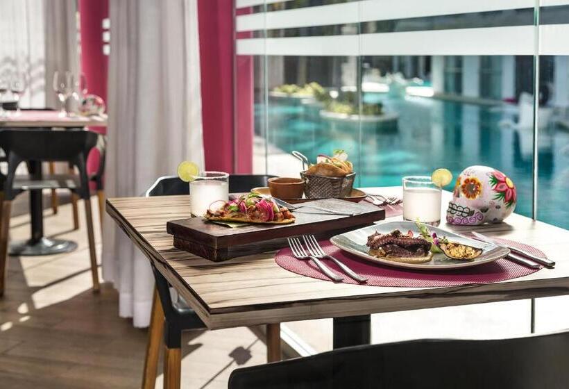 The Fives Beach Hotel & Residences - All Inclusive