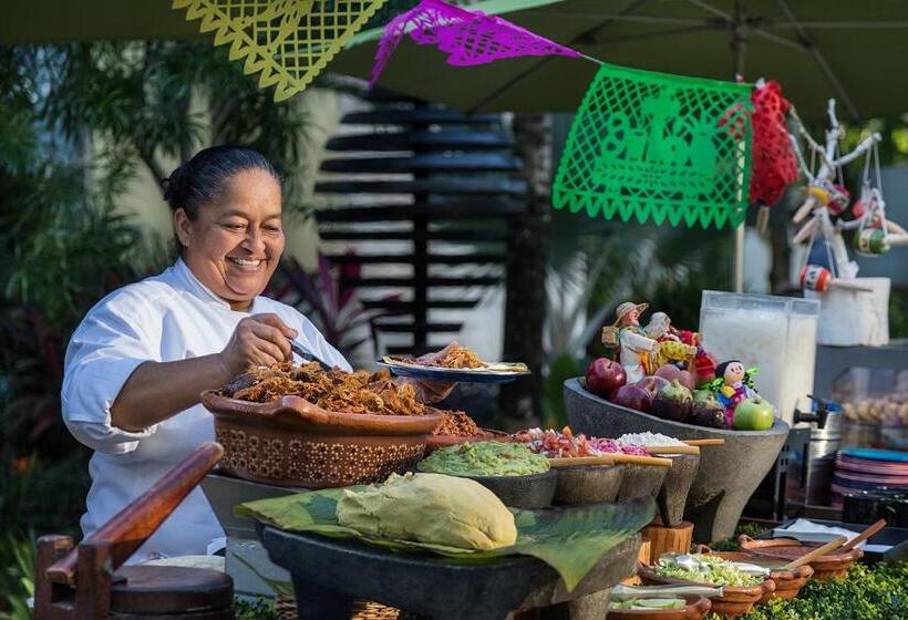 The Fives Beach Hotel & Residences - All Inclusive