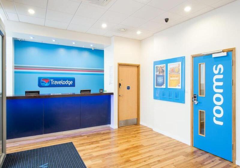 فندق Travelodge Liverpool Stonedale Park