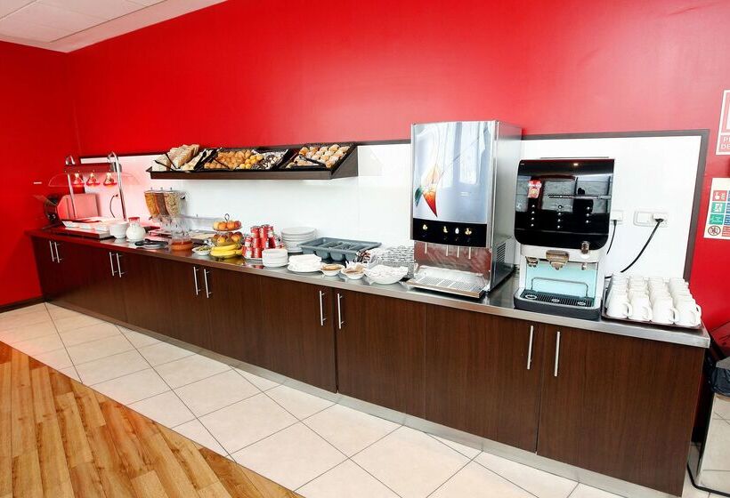 فندق Travelodge Valencia Aeropuerto