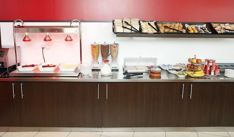 فندق Travelodge Valencia Aeropuerto