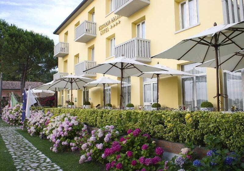 Отель Viktoria Palace