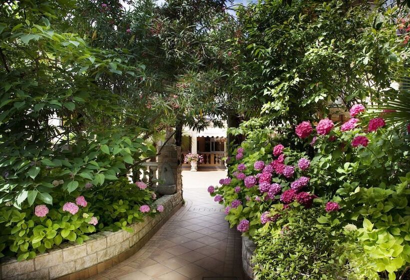 Park Hotel Ville Montefiori