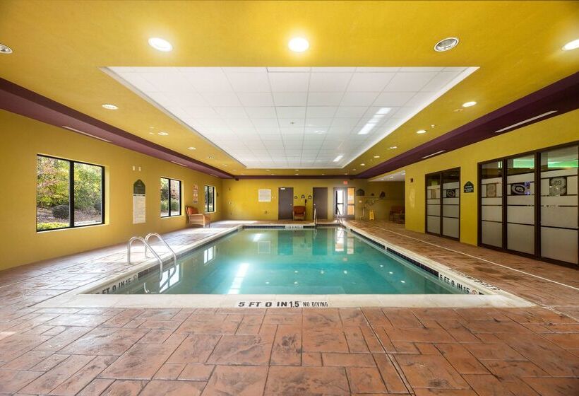 호텔 Wingate By Wyndham State Arena Raleigh/cary