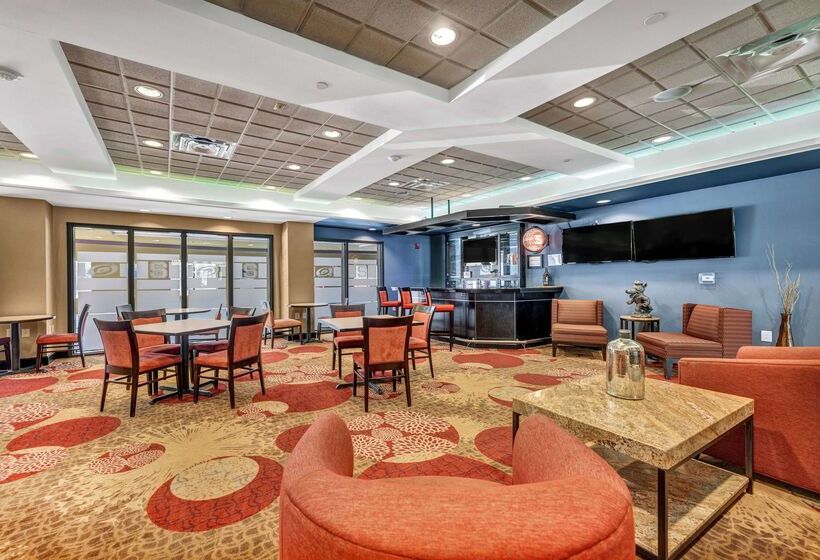 호텔 Wingate By Wyndham State Arena Raleigh/cary