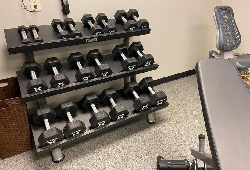 호텔 Wingate By Wyndham State Arena Raleigh/cary