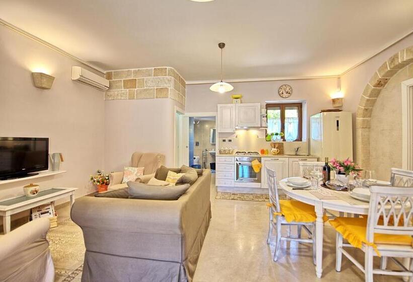 Lamia Santo Arcangelo By Posarellivillas