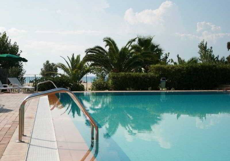 Marina Del Marchese Beach Resort