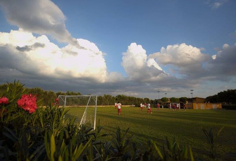 Marina Del Marchese Beach Resort