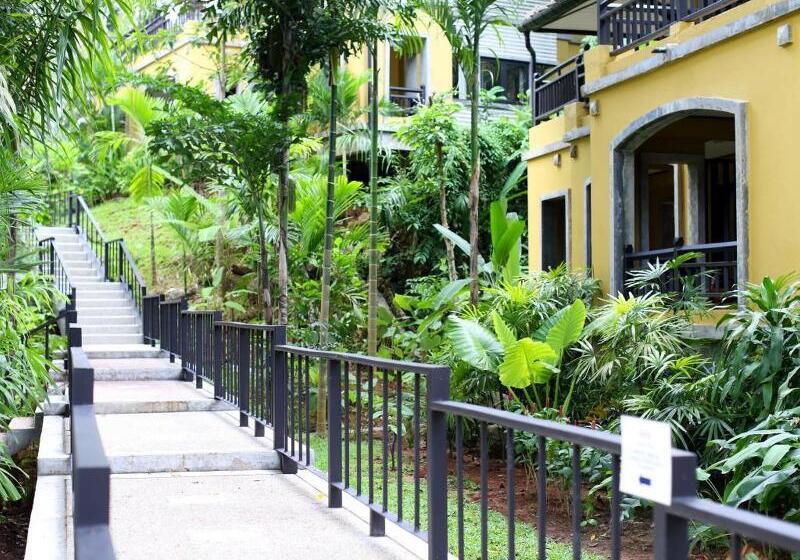 Moracea By Khao Lak Resort