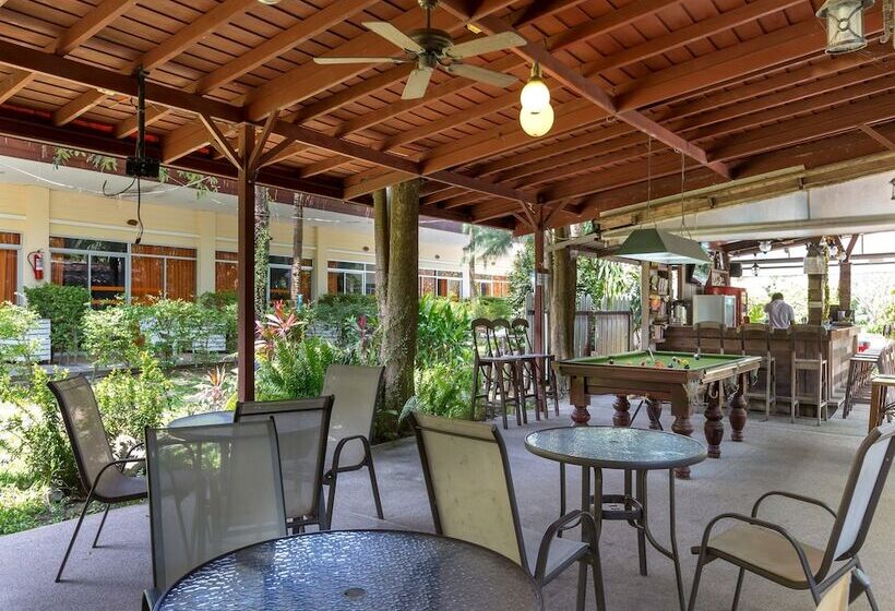 Phuket Sea Resort Sha Extra Plus