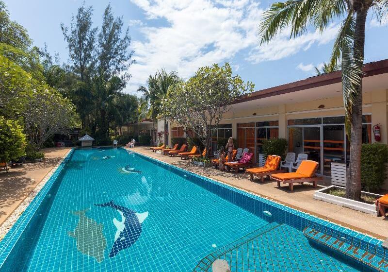 Phuket Sea Resort Sha Extra Plus