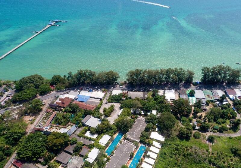 Phuket Sea Resort Sha Extra Plus