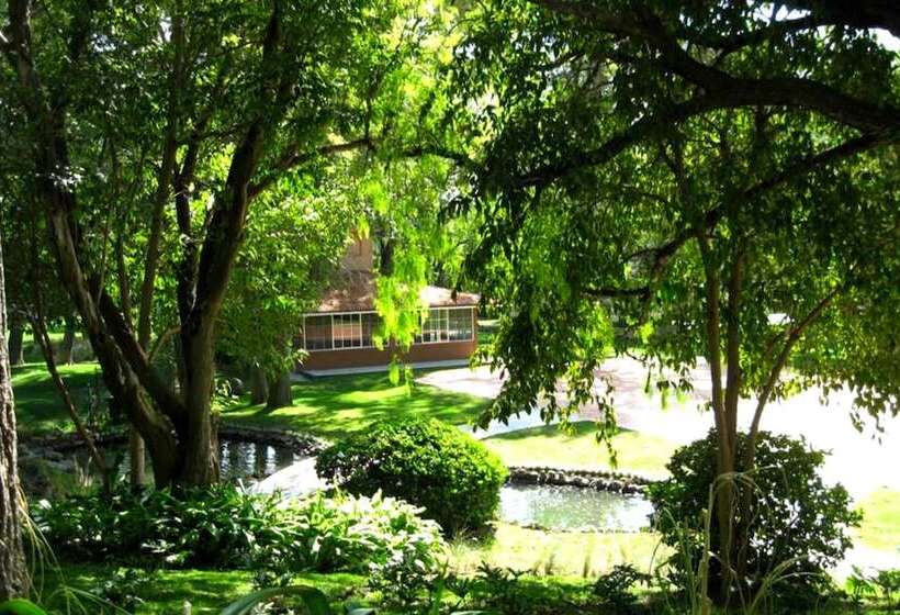 منتجع Real Del Bosque Golf And Spa