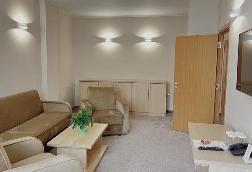 فندق Orpheus Casino And Spa