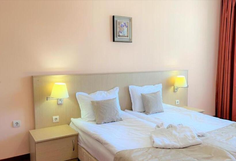 فندق Orpheus Casino And Spa