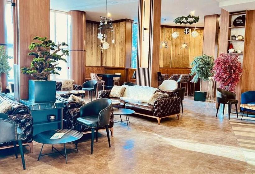 فندق Orpheus Casino And Spa