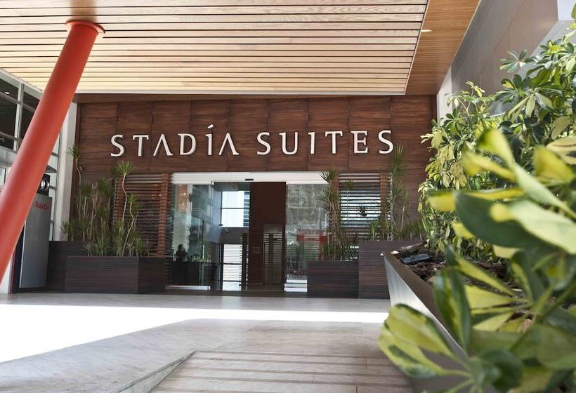 Stadia Suites Mexico City Santa Fe