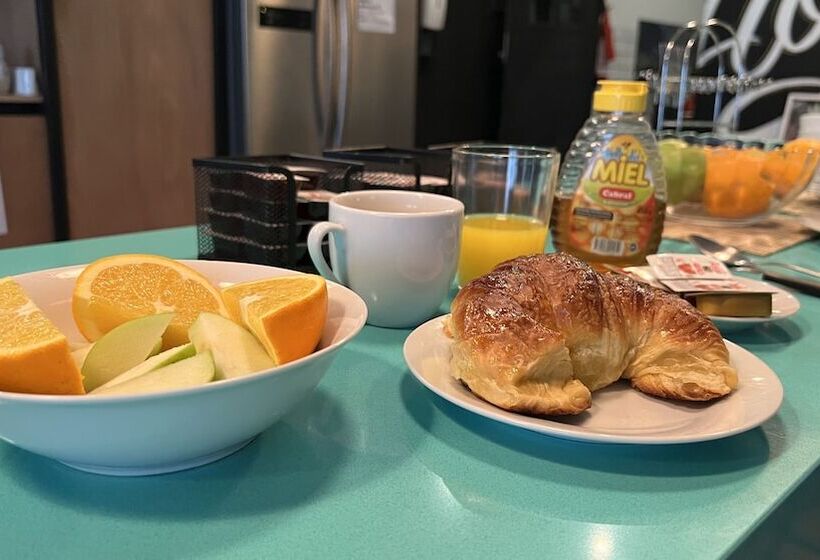 Viajero Montevideo Hostel