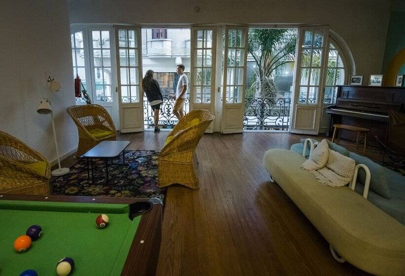 Viajero Montevideo Hostel