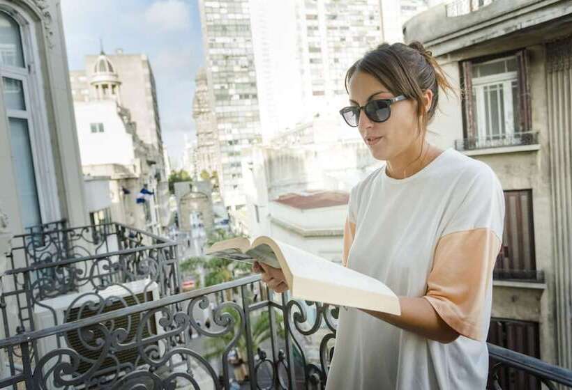 Viajero Montevideo Hostel