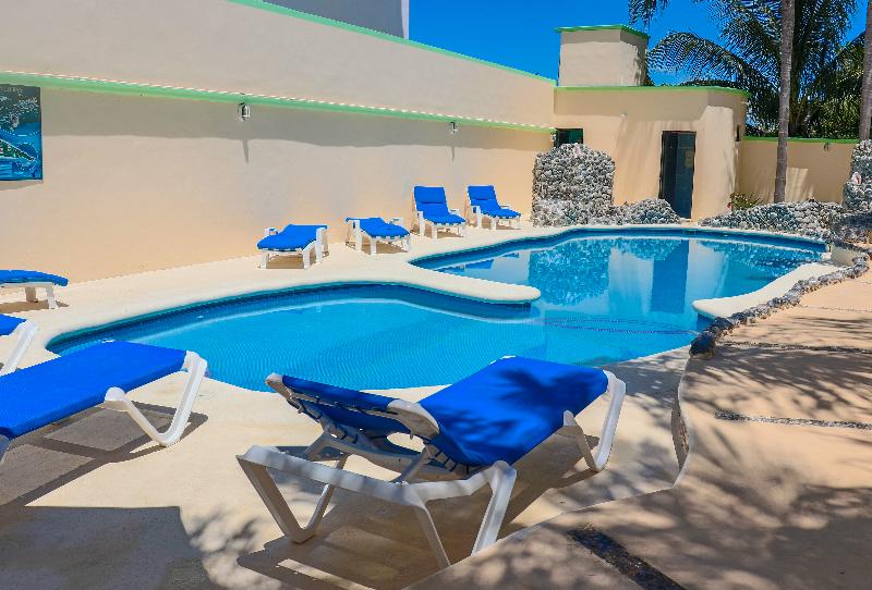 Villas Coco Resort All Suites