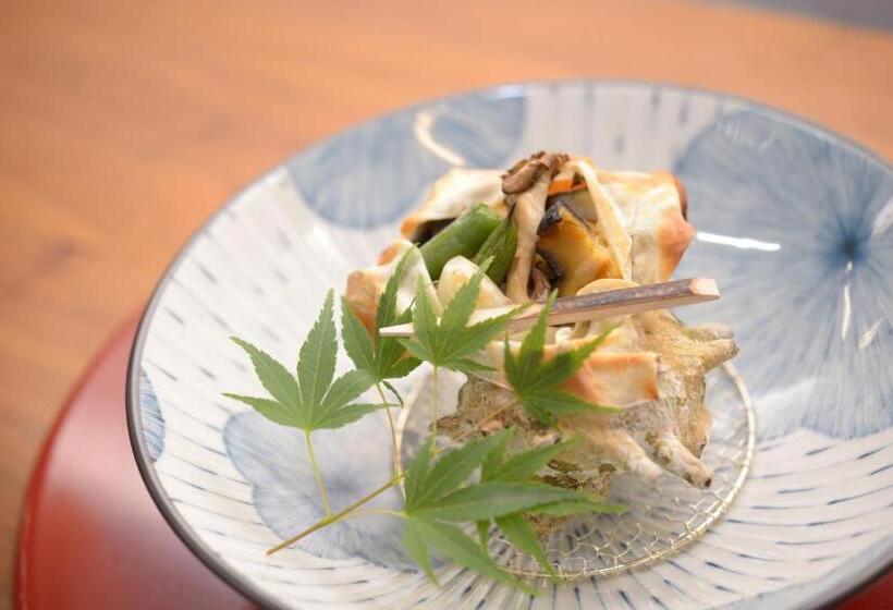 Kaiseki Ryokan Ashikari