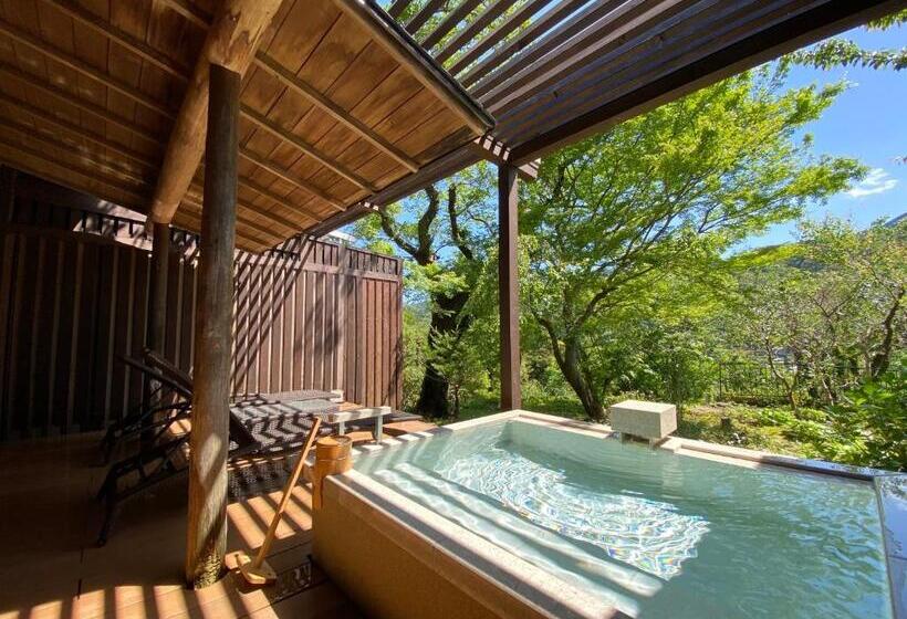 Kaiseki Ryokan Ashikari