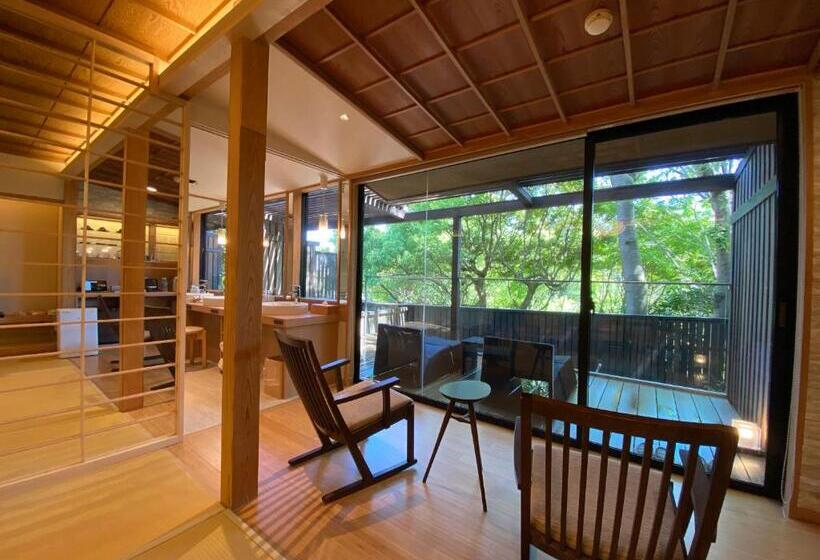 Kaiseki Ryokan Ashikari